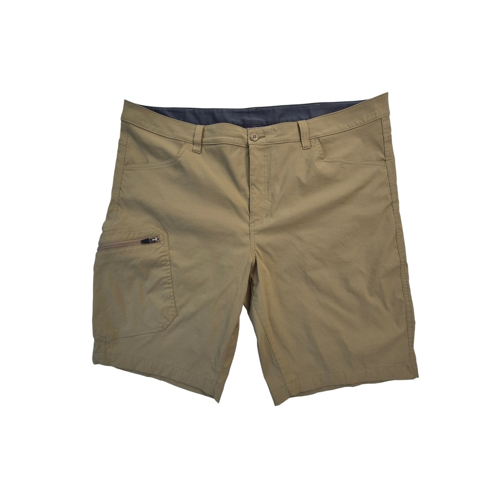 Eddie Bauer Horizon Guide Cargo Shorts Mens 42 Khaki Stretch Hiking Outdoor